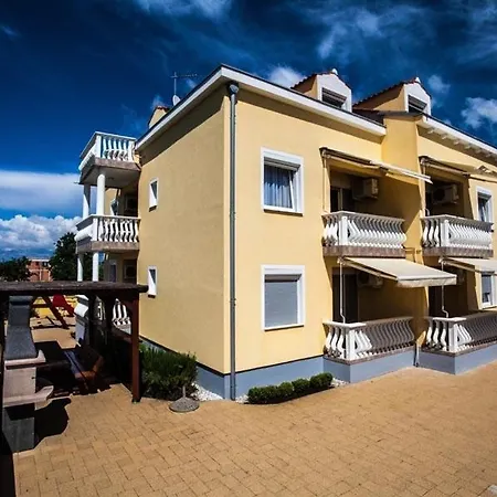 House Zaton Apartman *