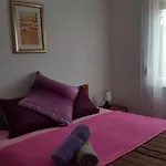House Zaton Nin